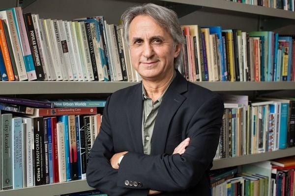 Asef Bayat